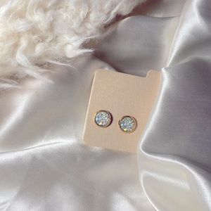 ⚡️HOST PICK⚡️White-Multi Color Druzy Crystal Gemstone Earrings